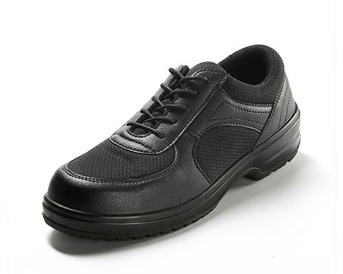 穿著絕緣鞋工作，就能免受電擊嗎？