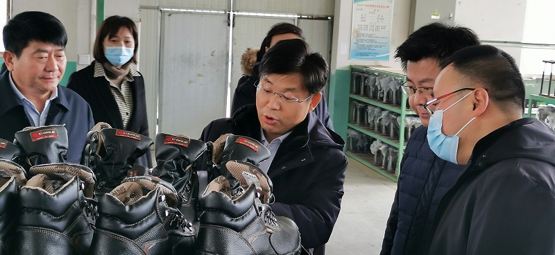 省工會領(lǐng)導參觀指導百華工廠