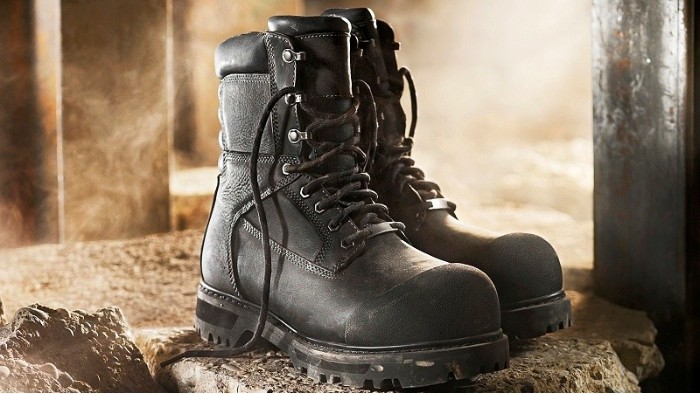 聽廠家聊聊：勞保鞋批發(fā)平臺有哪些？