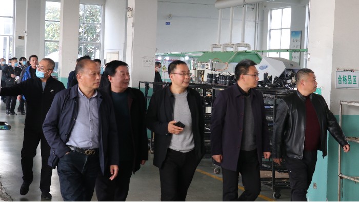 防滑安全鞋有哪些作用？護(hù)士鞋廠家為你講解